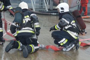 Czy przy zatruciu gazami pożarowymi przez strażaka OSP możemy mówić o urazie?