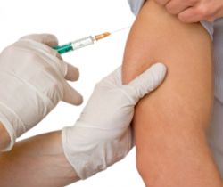 Zgłoszenie do szczepień przeciwko COVID-19 w zakładzie pracy – o czym powinieneś wiedzieć przed wypełnieniem formularza zgłoszenia