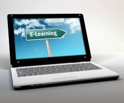 Plusy i minusy szkoleń bhp w formie e-learningu