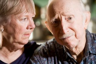 Prawo do emerytury i renty rodzinnej wypadkowej – czy można pobierać jednocześnie oba świadczenia?