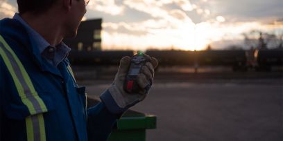 System bezpieczeństwa pracowników samotnych (pracujących samodzielnie – lone worker). Blackline G7c.