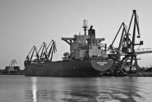 Sejm uchwalił nowelizację ustawy o pracy na morzu poprawią się zatem warunki pracy marynarzy 
