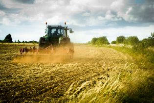 Coraz mniej wypadków przy pracy w rolnictwie