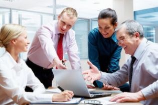 Wskazówki, jak zorganizować spotkania firmowe, biznesowe