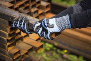 Impact gloves w praktyce – jak wybrać rękawice odporne na uderzenia