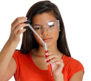Zwrot kosztów za okulary dla pracownika niepracującego przy komputerze – czy to możliwe?
