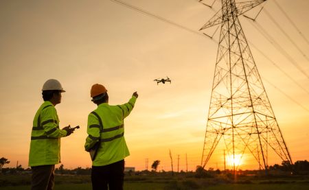 Niespójne przepisy BHP przy narażeniu na pola elektromagnetyczne w środowisku pracy - rozważania Rady Ochrony Pracy i plany PIP