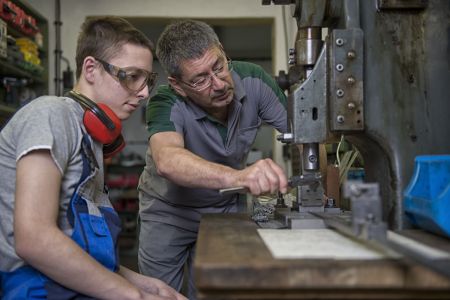 Szkolenie okresowe pracowników na stanowiska robotniczych 